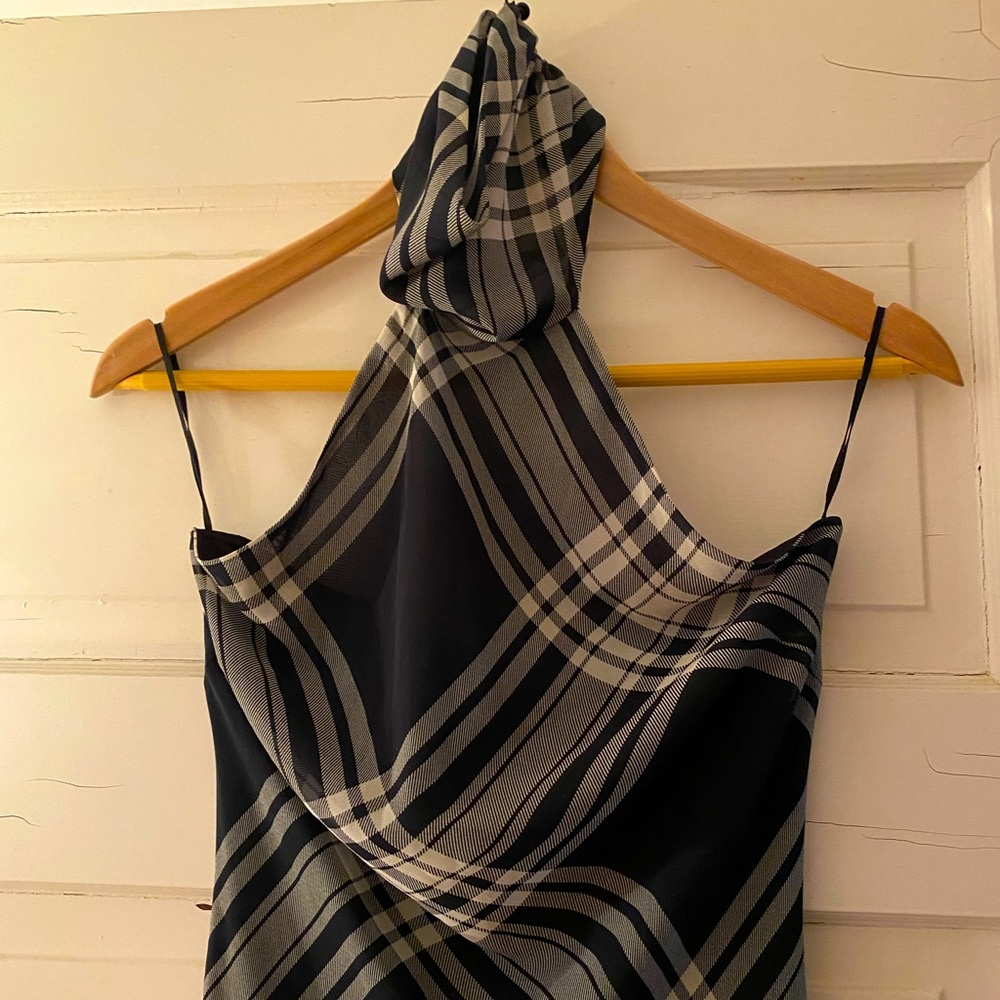Beautiful black & white dress. Made in spain. See pictures for details. - Picture 8 of 14